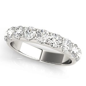 Simple Diamond Band